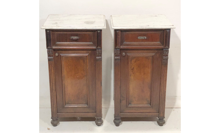 Sk2282 - Noční stolky