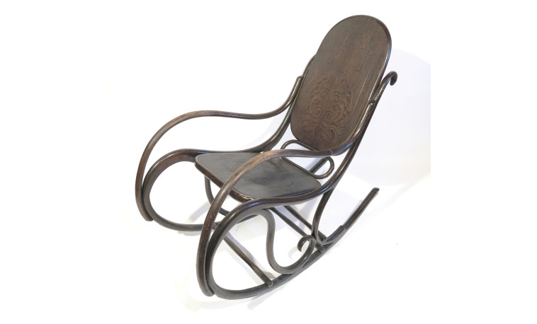 K150 - Houpací křeslo Thonet