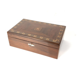 Sk2028 - Šperkovnice